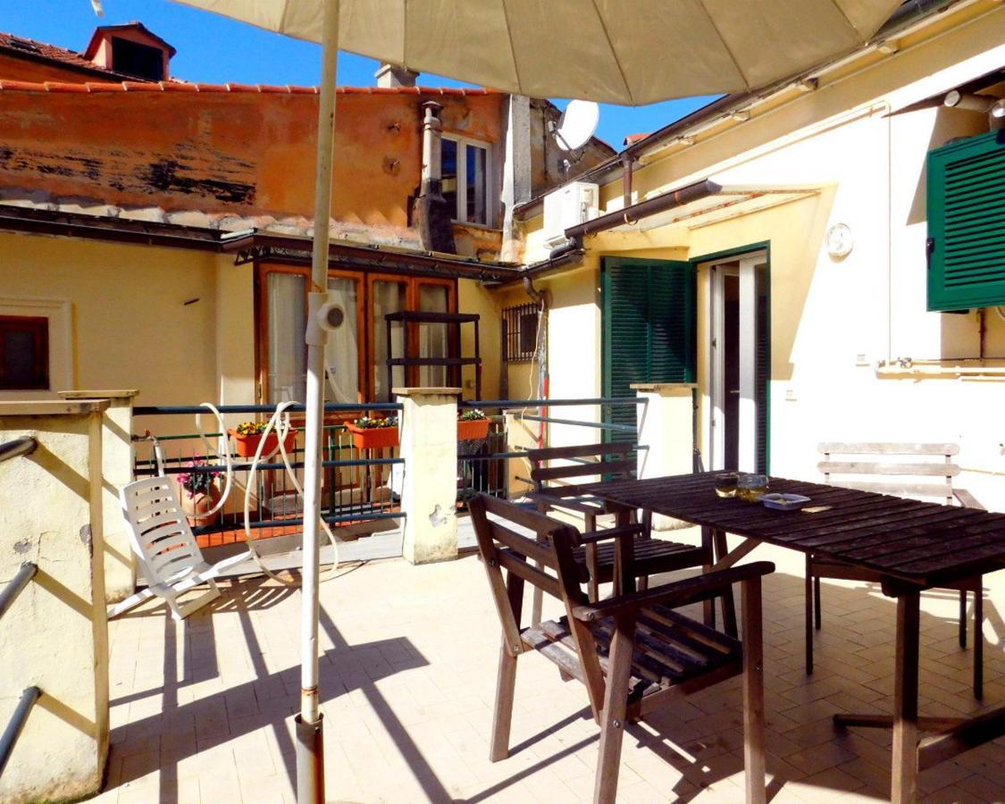 La Casa Di Enrico! Apartment Леванто Екстериор снимка
