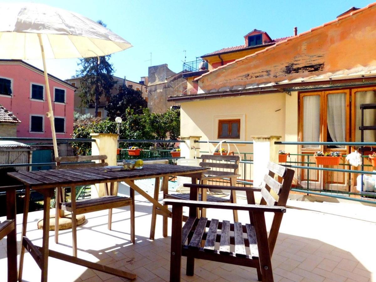 La Casa Di Enrico! Apartment Леванто Екстериор снимка
